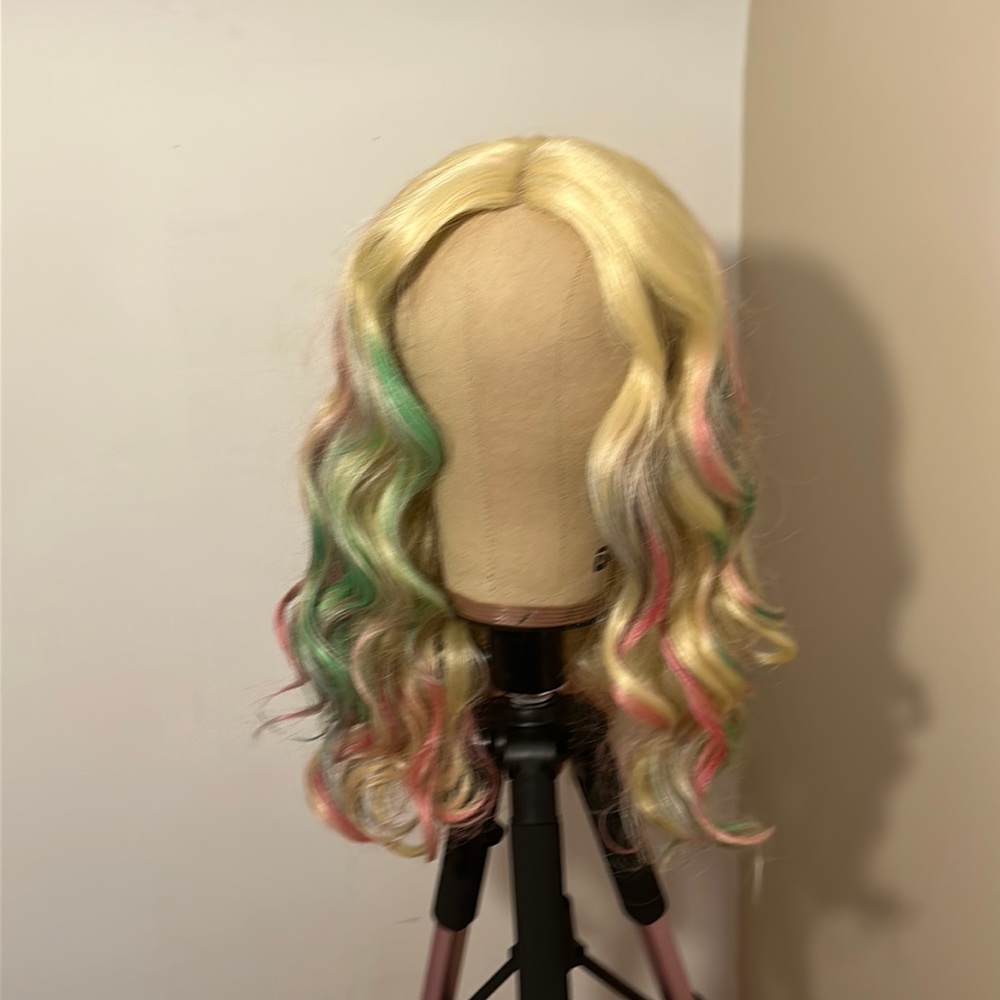 Synthetic long wavy muilt color wig